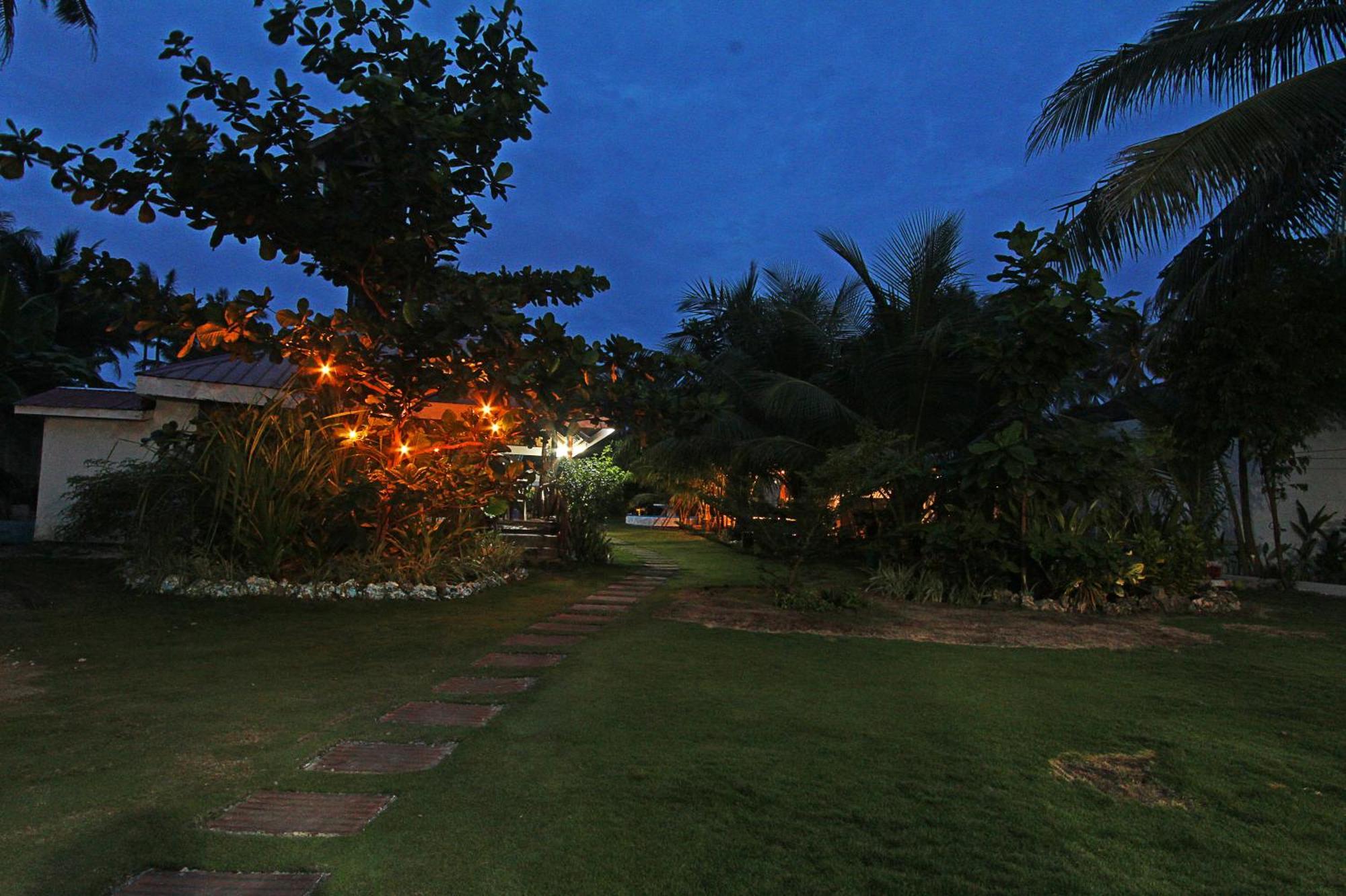 Villa Consolacion Resort General Luna  Dış mekan fotoğraf